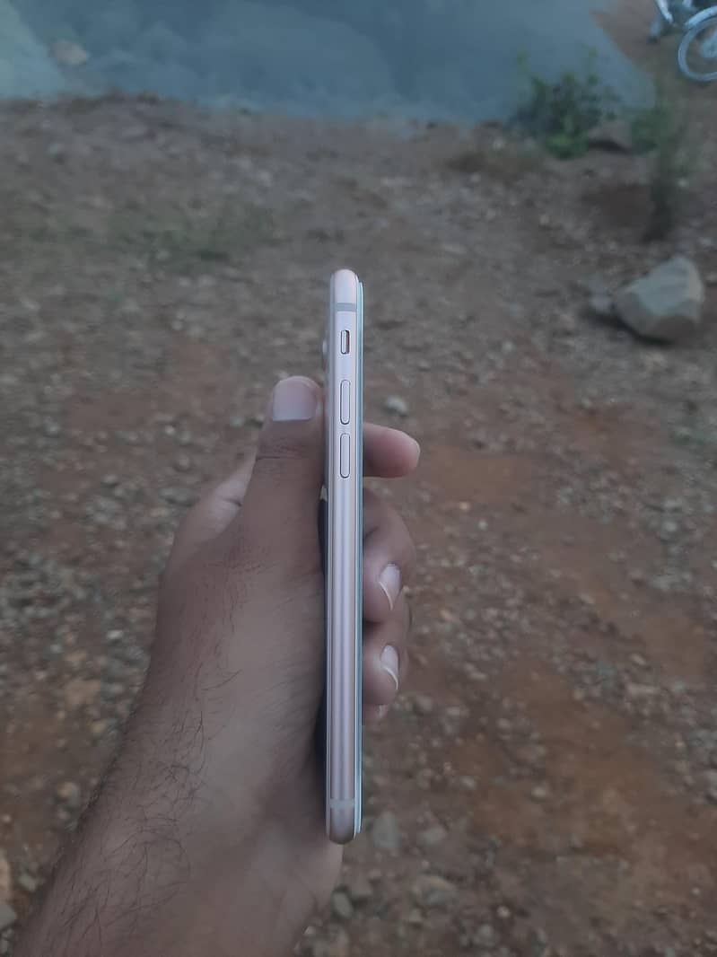 Apple iPhone 8 2