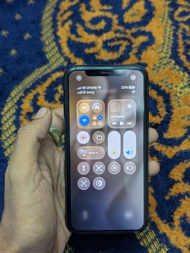 Apple iPhone 11 Pro 1