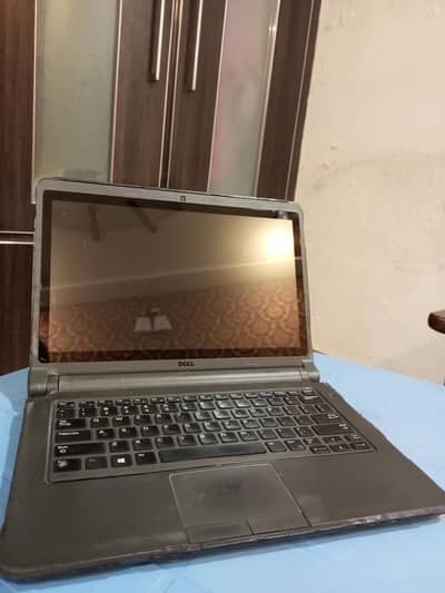 Dell Touch & Type Laptop - Core i5 -4thGen -8GB RAM -128GB SSD-Working