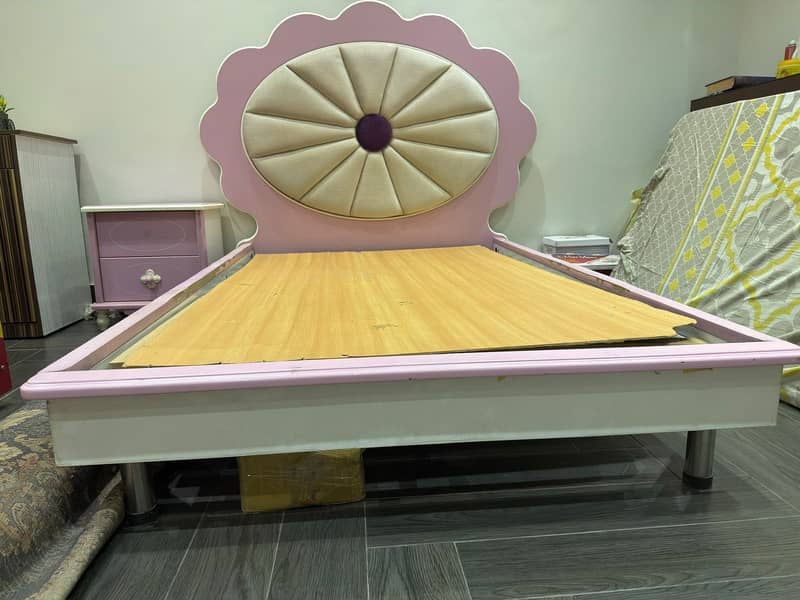 Pink bed set 0