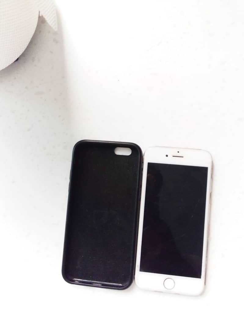 Apple iPhone 6S 0