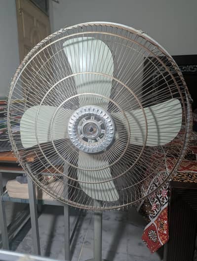 Used Al Sheikh Pedestal Fan