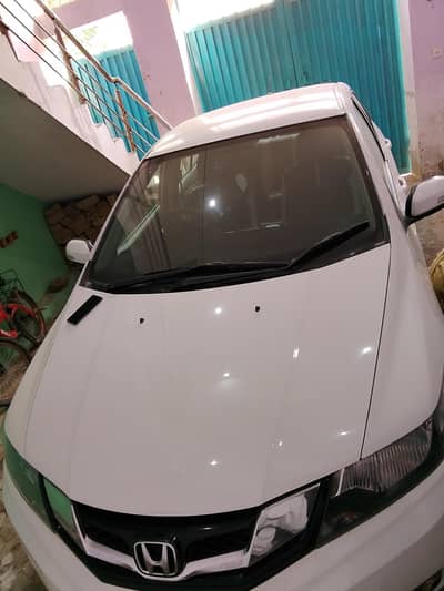 Urgent sale ! Honda City IVTEC 2017 total geniun family used car