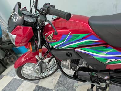 Honda prider selling