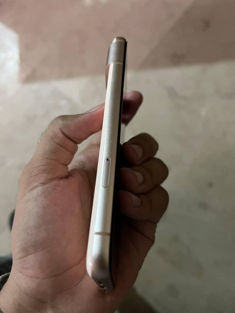Google Pixel 8 2