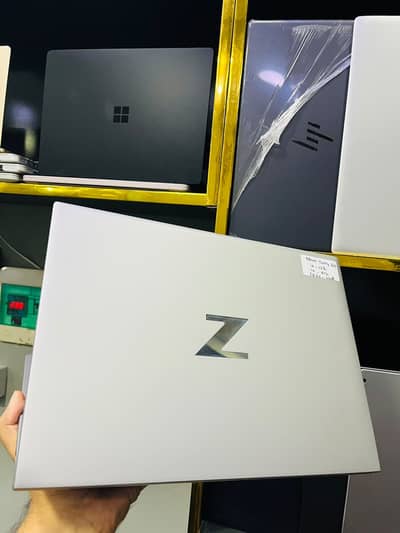 HP ZBook Firefly 14 G9 Mobile Workstation Core i7 12th Gen 16GB/512GB