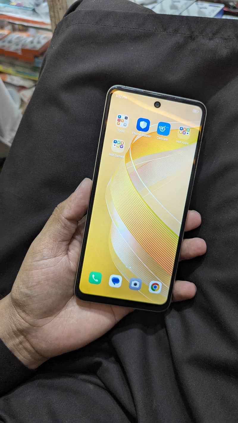 Infinix Smart 8 3