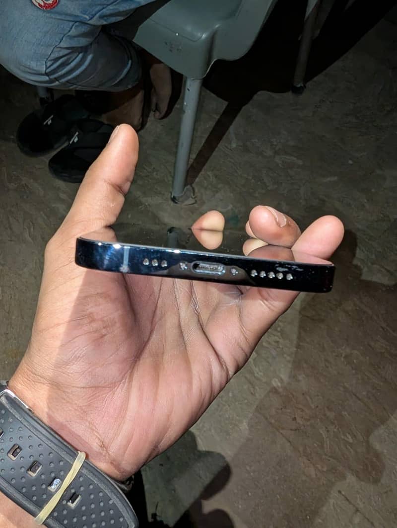 Apple iPhone 12 Pro 0
