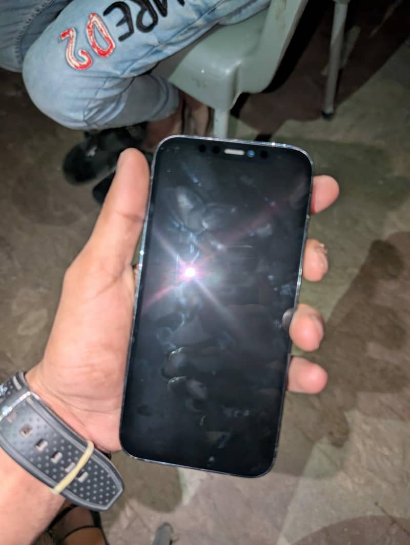 Apple iPhone 12 Pro 1