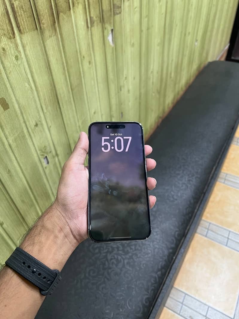 Apple iPhone 14 Pro Max 8