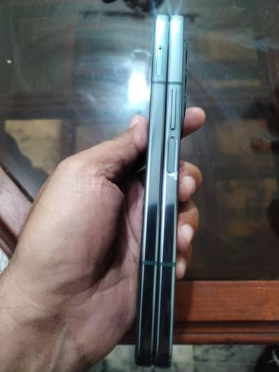 Samsung Mobile Z Fold 4