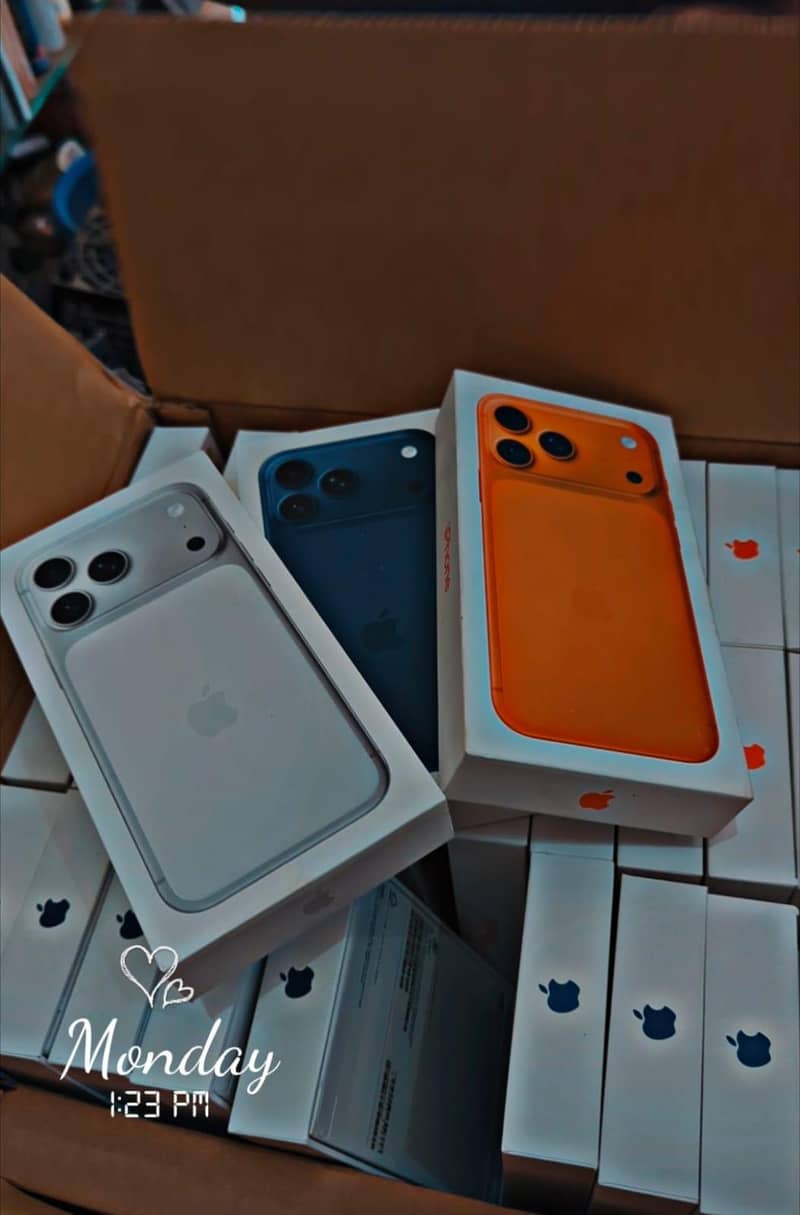 Apple iPhone 17 Pro Max 0