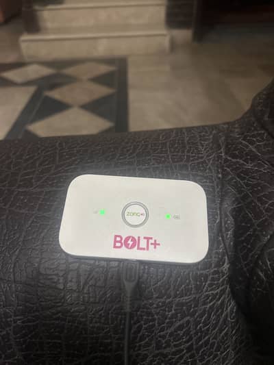 Zong internet device for sale with 80 GB internet. With Sim. Excellent