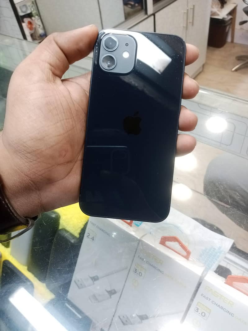 Apple iPhone 12 0