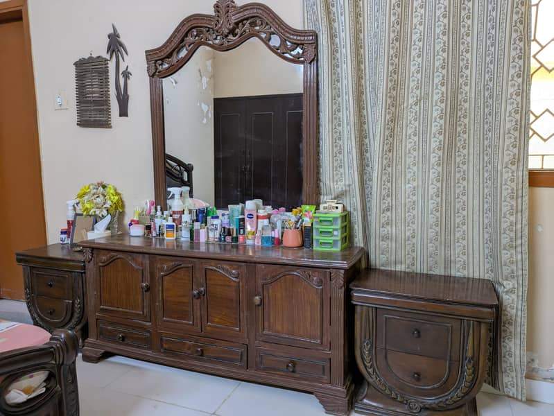 Pure Sheesham Wood King Size Bedroom Set - Beds - 1120312692