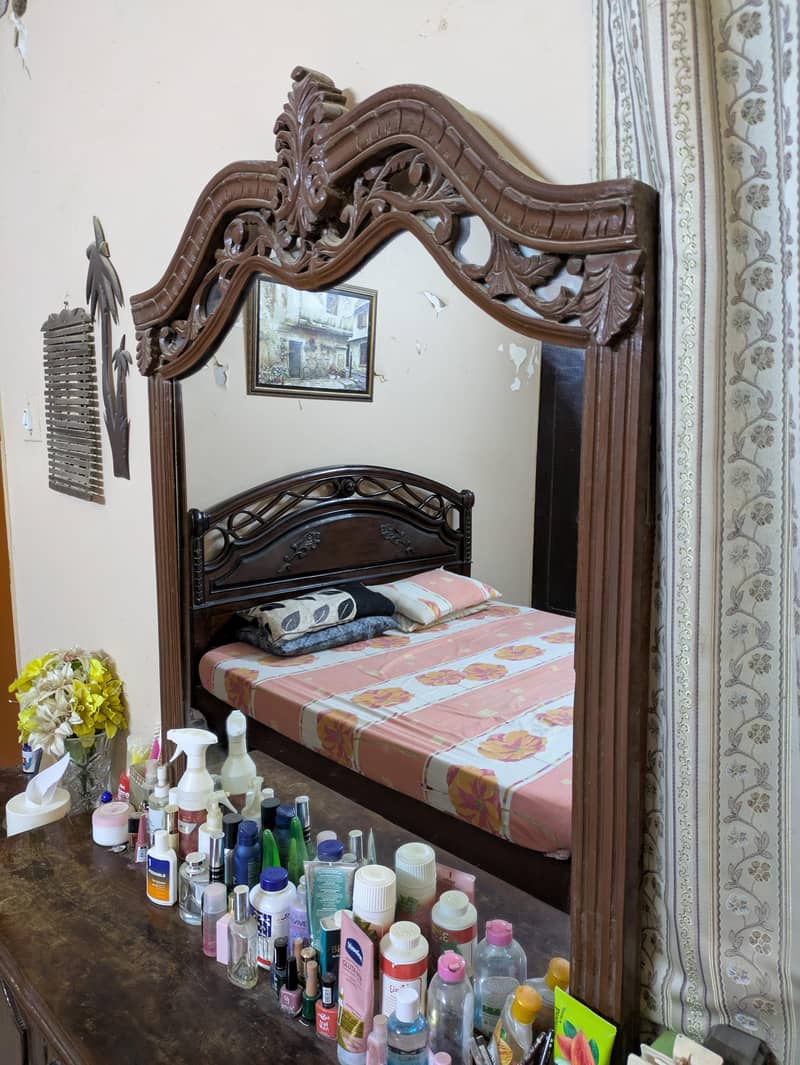 Pure Sheesham Wood King Size Bedroom Set - Beds - 1120312692
