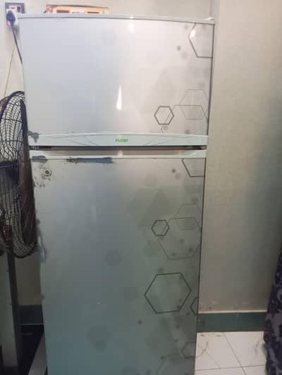 Haier fridge medium size