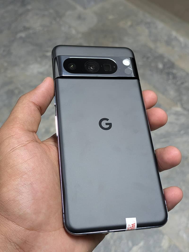 Google Pixel 8 Pro 2