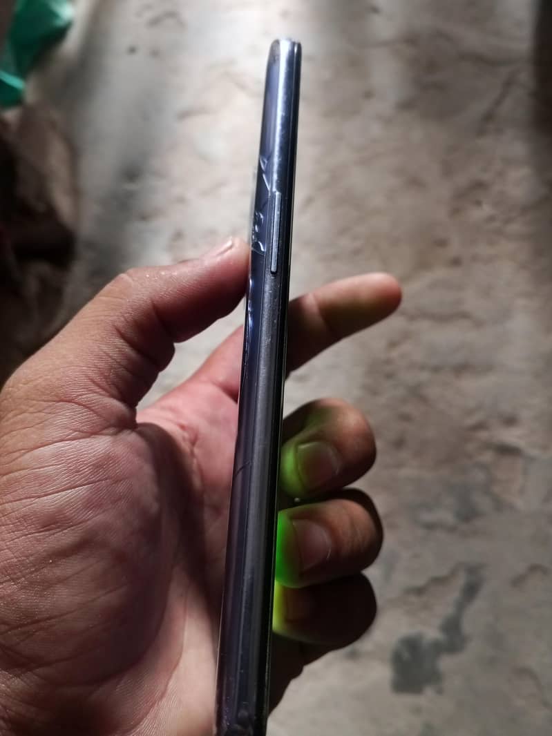One Plus 9 4