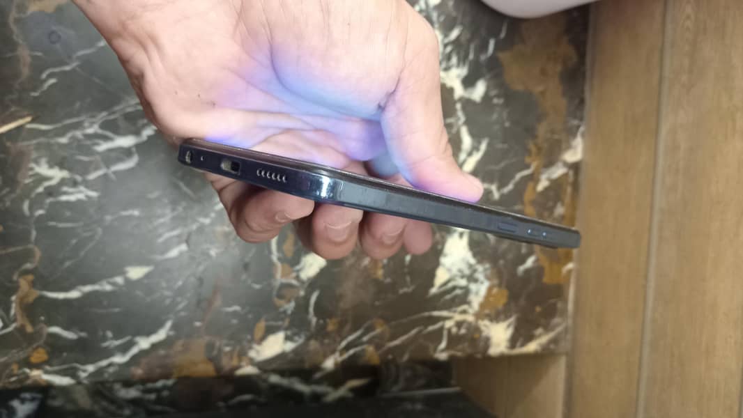 Tecno Spark 10C 9