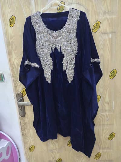 dark bluishvelvet pouch dress
