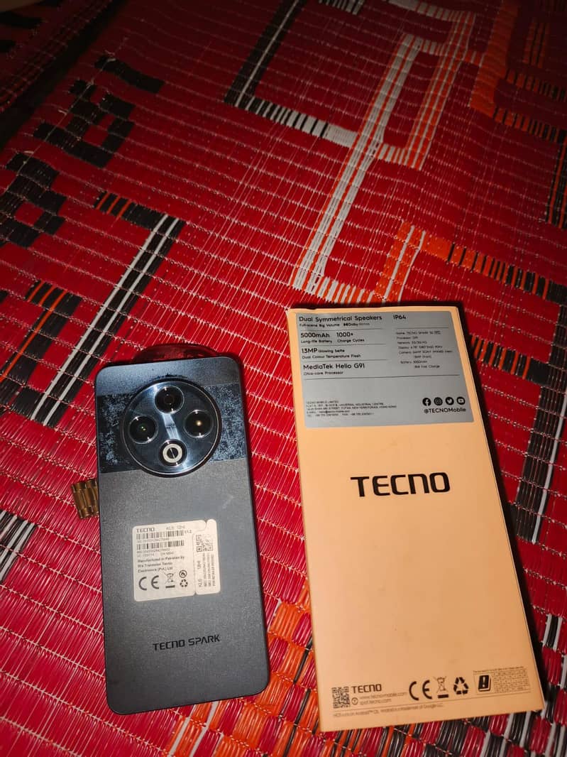 Tecno SPARK 30 5