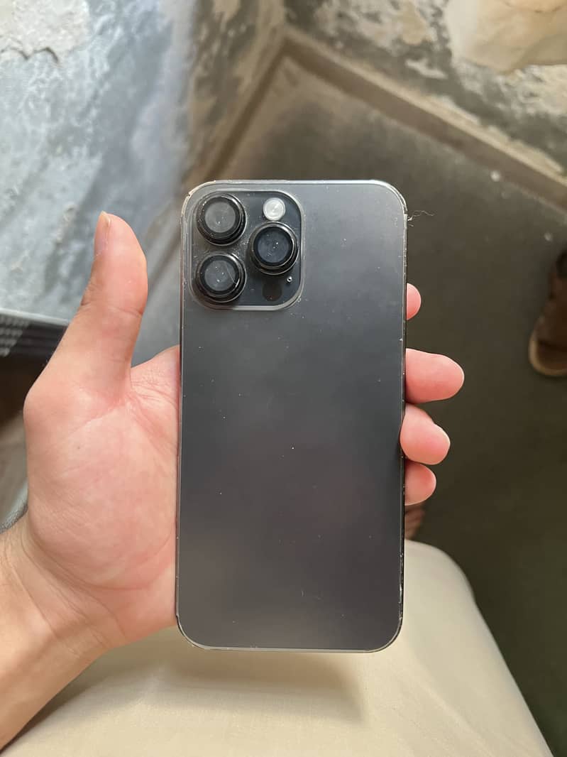 Apple iPhone 14 Pro Max 0