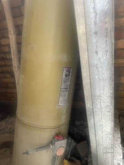 Excellent condition gyeser