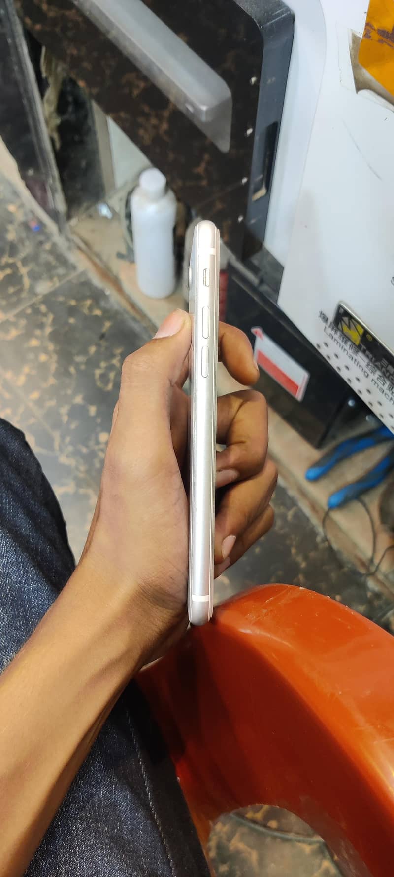 Apple iPhone SE 3