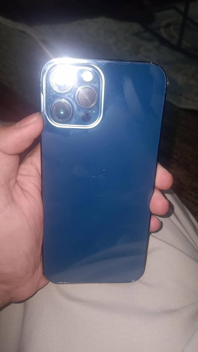 Apple iPhone 12 pro max 4