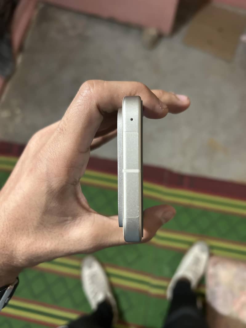 Google Pixel 9 2