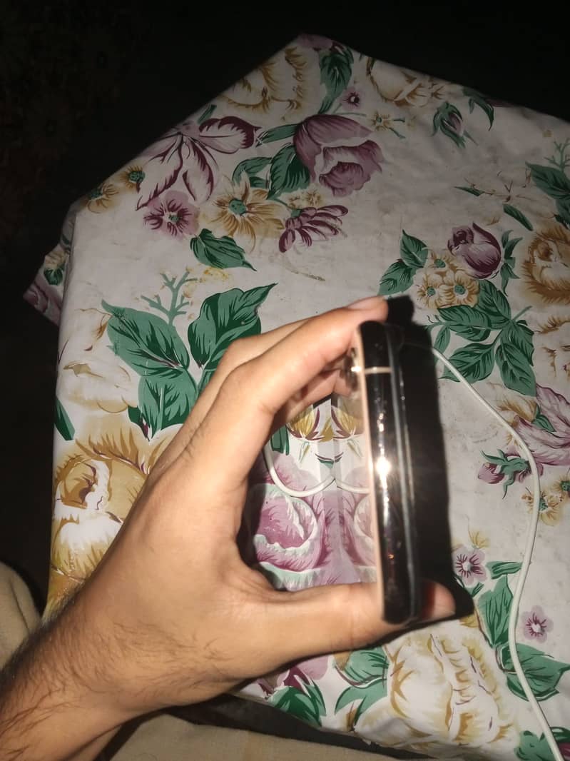 Apple iPhone XS 2