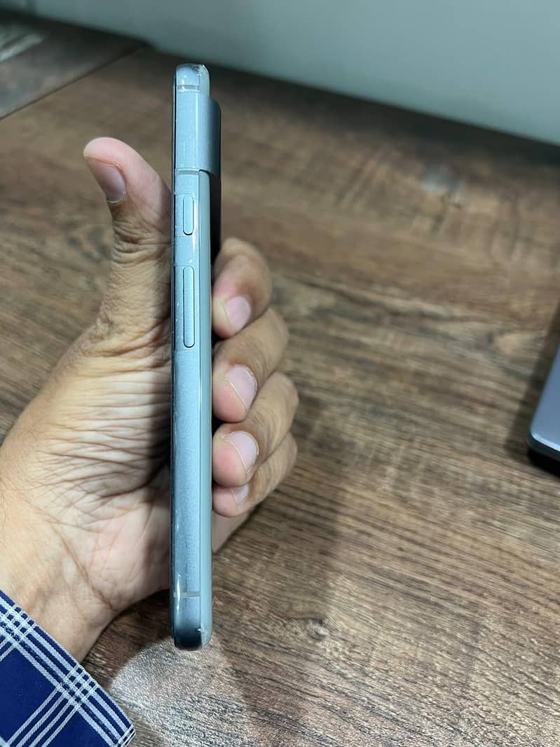 Google Pixel 8 1