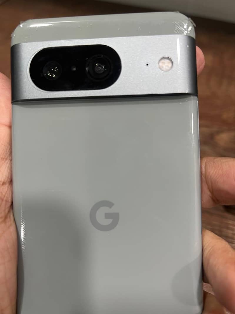 Google Pixel 8 2