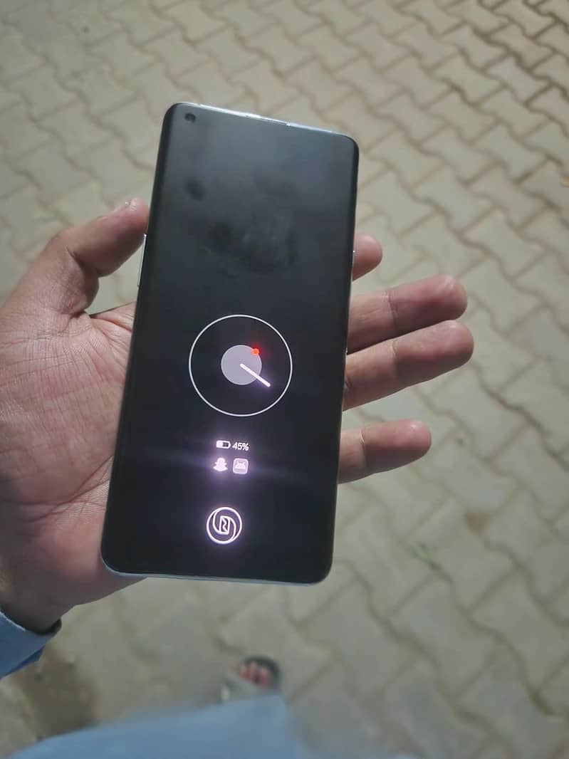 One Plus 9 Pro 5g 3