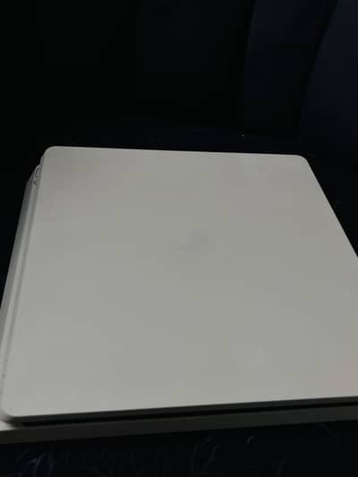 Sony PS4 slim 500GB |glacier white |2 controller ,Taken 7 FIFA 22 GTA5