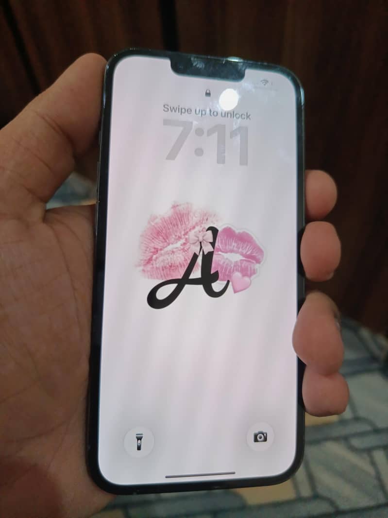 Apple iPhone 13 Pro 1