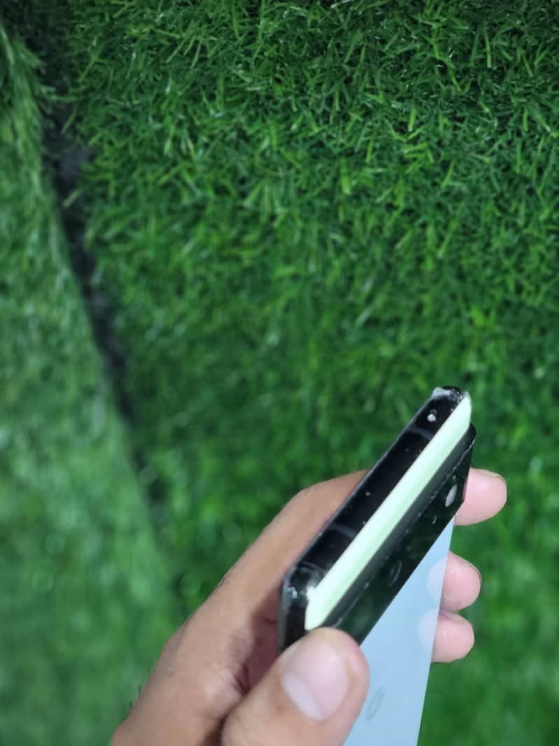 Google Pixel 6 3