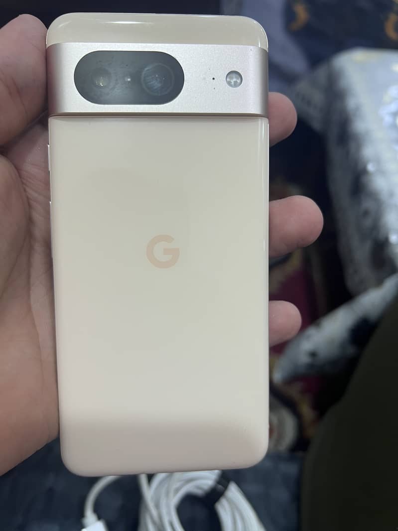 Google Pixel 8 1