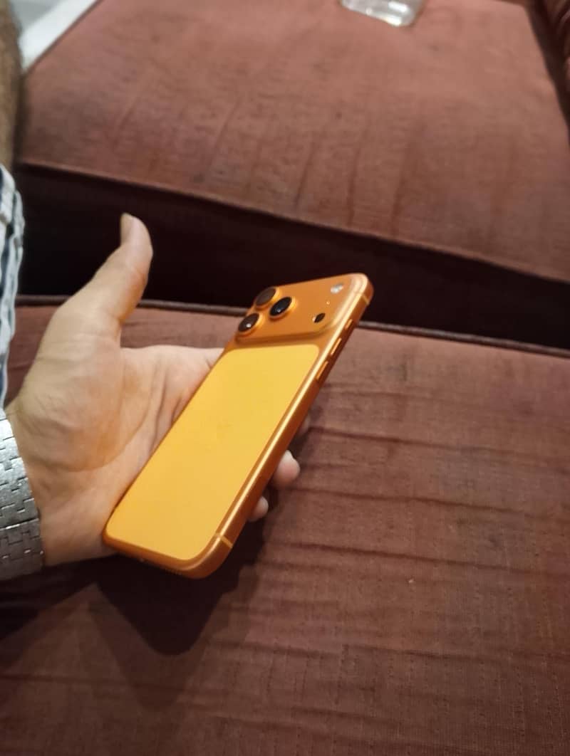 Apple iPhone 17 Pro Max 1