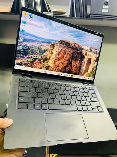 Microsoft Surface Laptop 3 Core i7 10th Gen 16GB/256GB 2K TouchscreeN