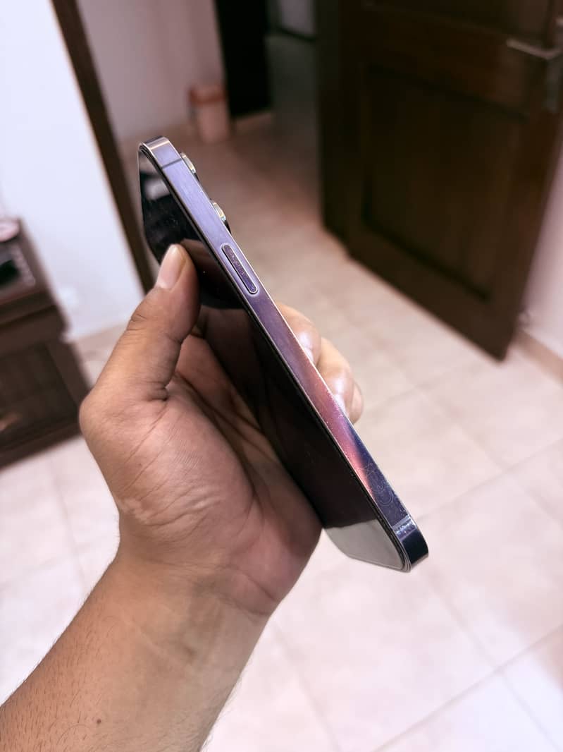 Apple iPhone 14 Pro Max 2