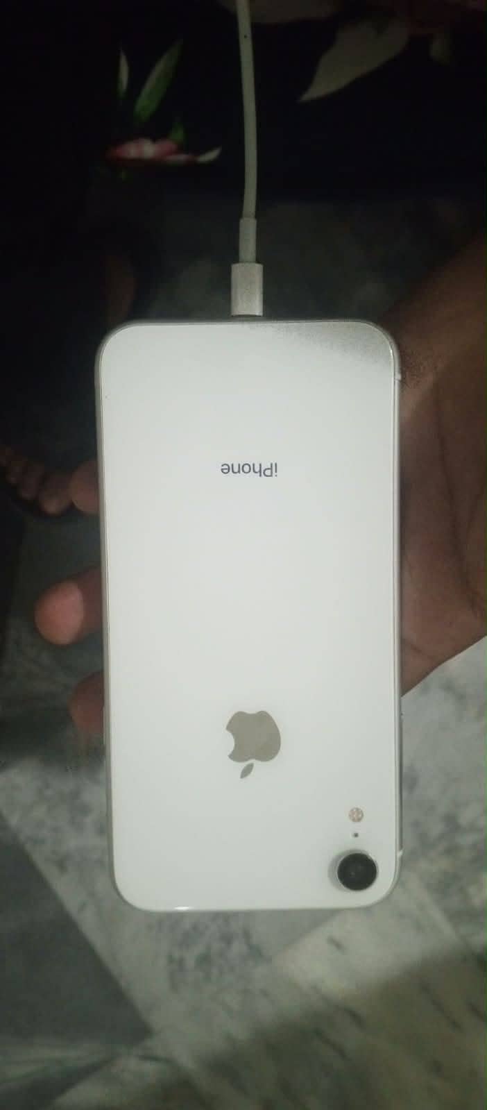 Apple iPhone XR 0
