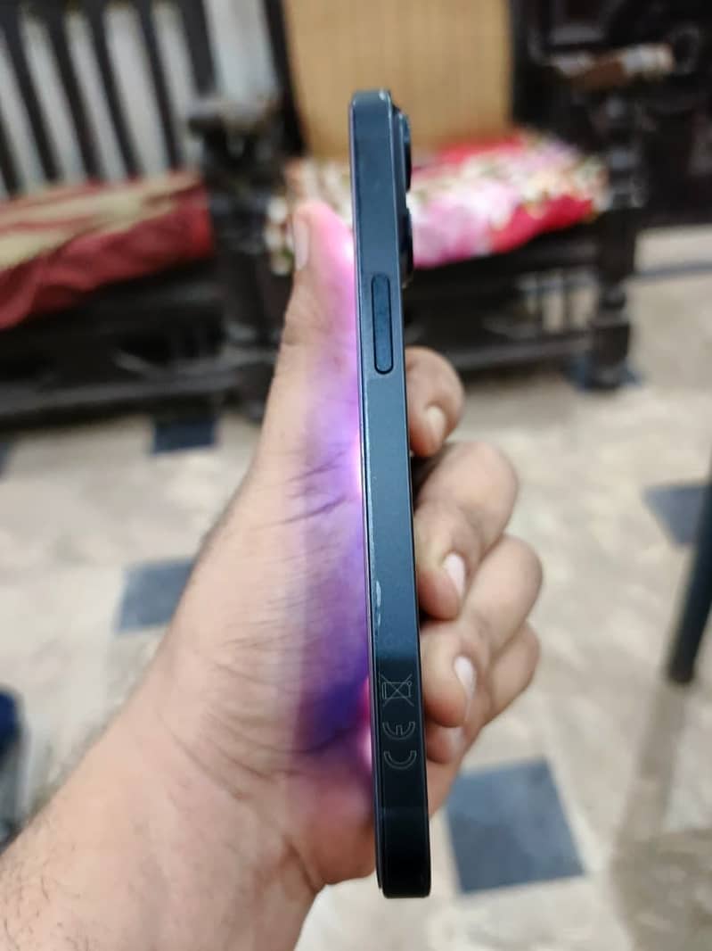 Apple iPhone 14 2