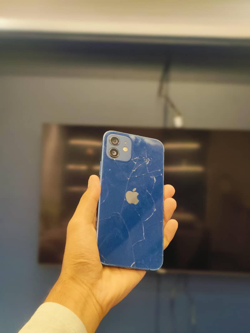 Apple iPhone 12 0