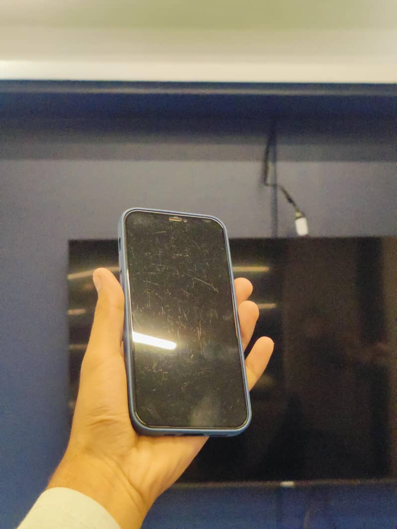 Apple iPhone 12 1