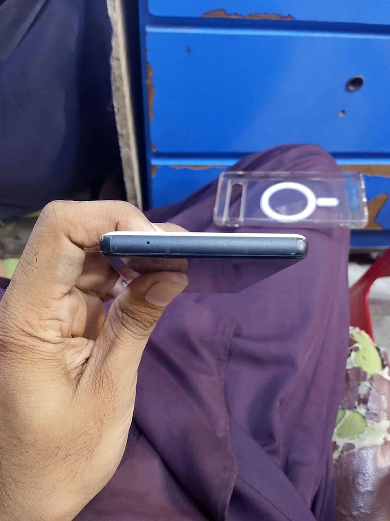 google pixel 6a 3