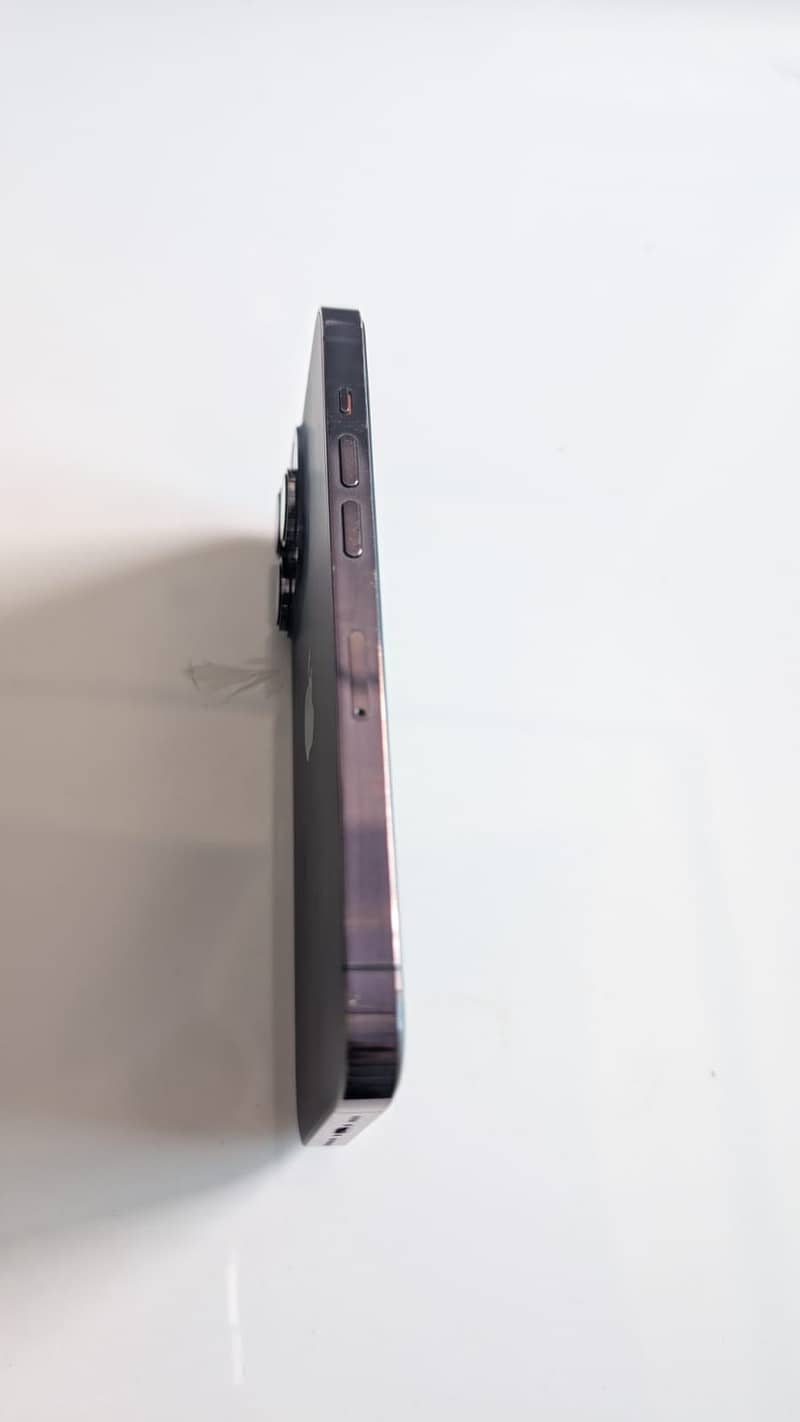 Apple iPhone 14 Pro 4