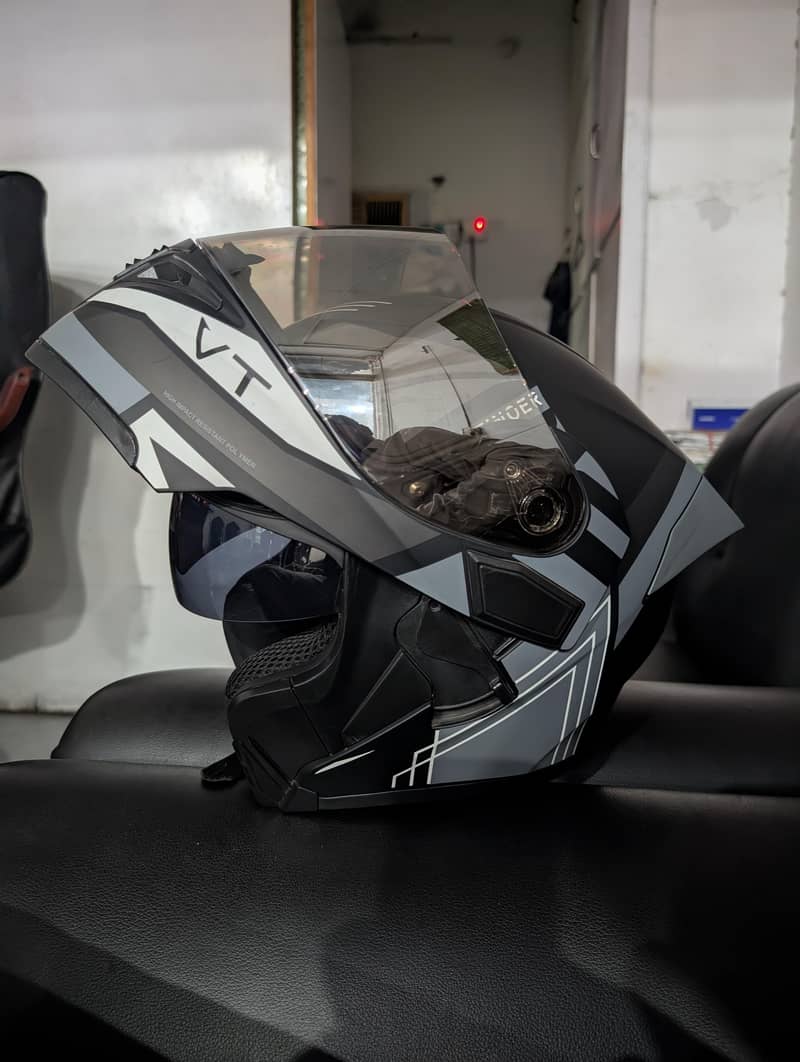 vector Helmet 9