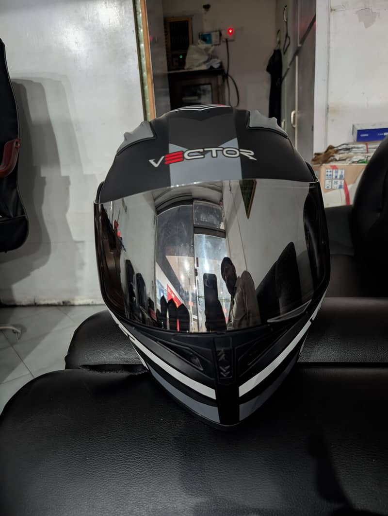 vector Helmet 15